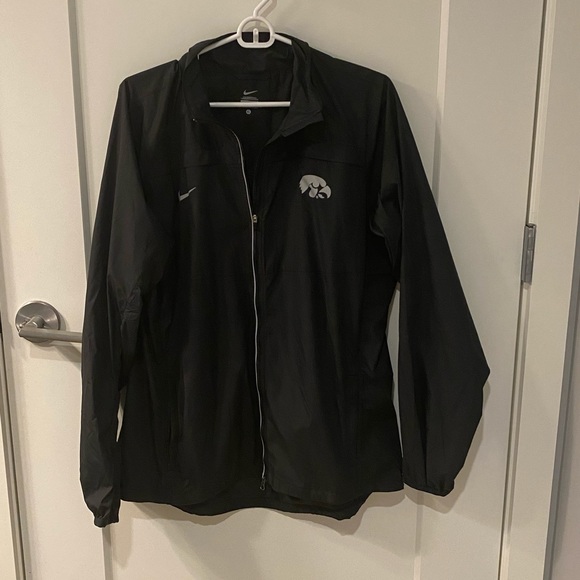 Nike windbreaker - Picture 1 of 4